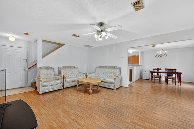 8206 Golf Green Cir, Houston, TX 77036 - photo 8