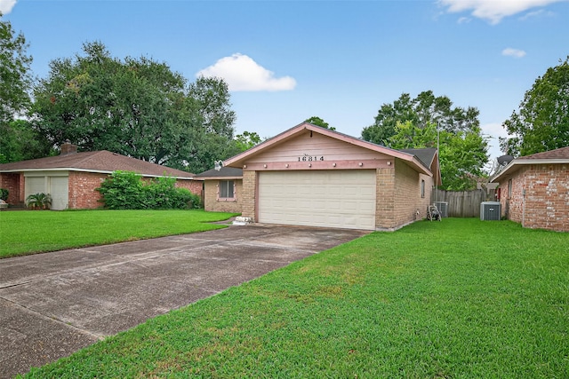 16814 Barcelona Dr, Friendswood, TX 77546 - photo 3