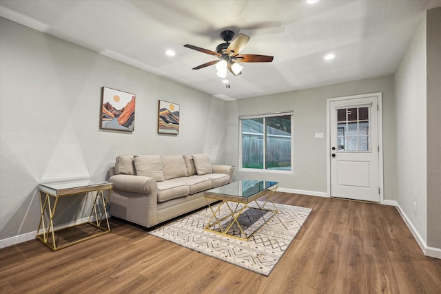 9710 Bob White Dr, Houston, TX 77096 - photo 16