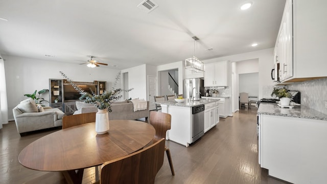 3831 Robinson Bend Dr, Spring, TX 77386 - photo 14