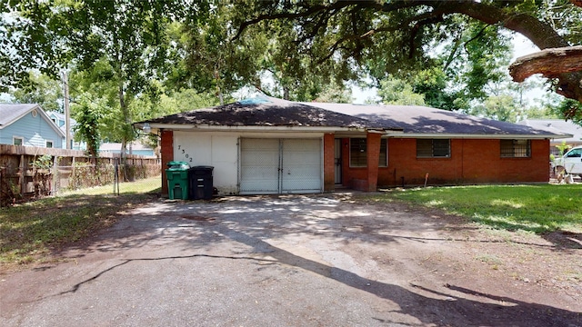 7302 Sandra St, Houston, TX 77028 - photo 2
