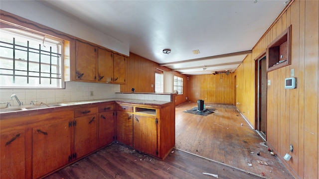 7302 Sandra St, Houston, TX 77028 - photo 21