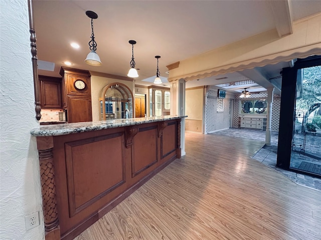 1101 Clark St, Yoakum, TX 77995 - photo 6