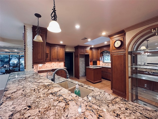 1101 Clark St, Yoakum, TX 77995 - photo 7