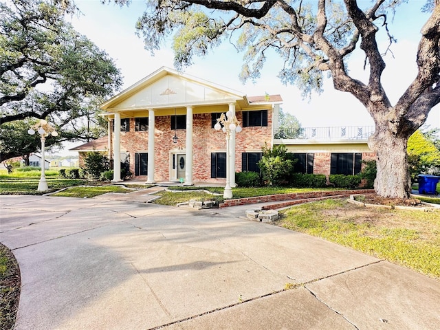 1101 Clark St, Yoakum, TX 77995 - photo 46