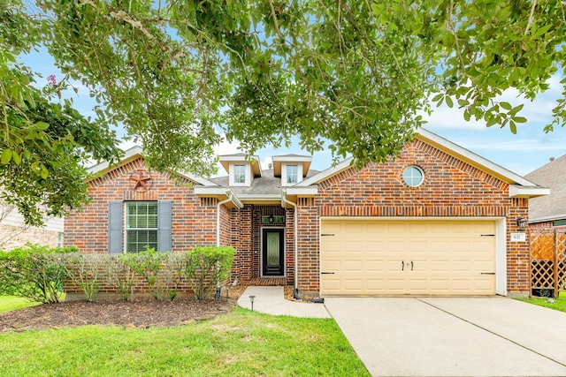 637 Rocky Hollow Ln, League City, TX 77573 - photo 1