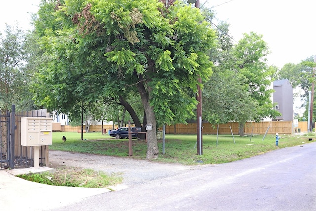 853 Rachel St, Houston, TX 77091 - photo 2