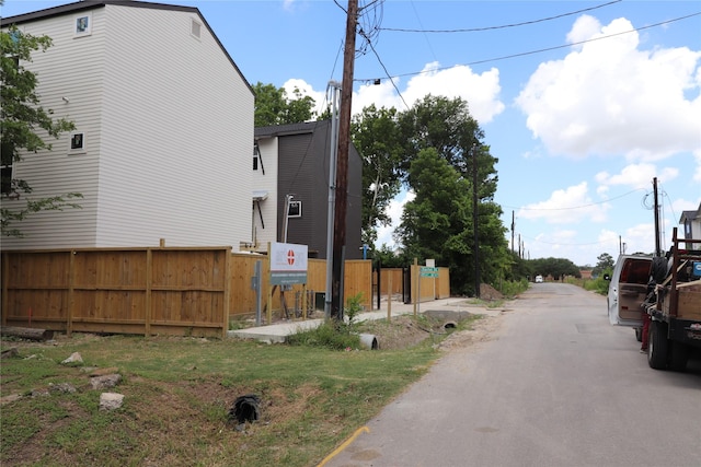 853 Rachel St, Houston, TX 77091 - photo 9