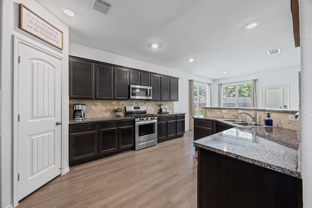 12369 Delta Timber Rd, Conroe, TX 77304 - photo 9