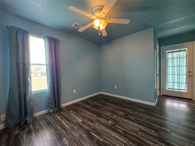 657 Bayview Dr, Palacios, TX 77465 - photo 18