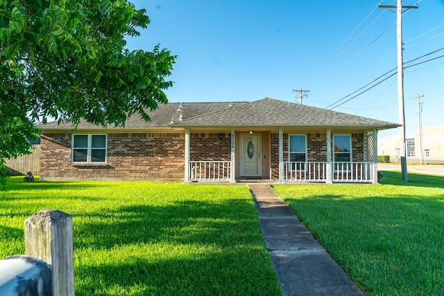 5304 Bramble Ln, Dickinson, TX 77539 - photo 1