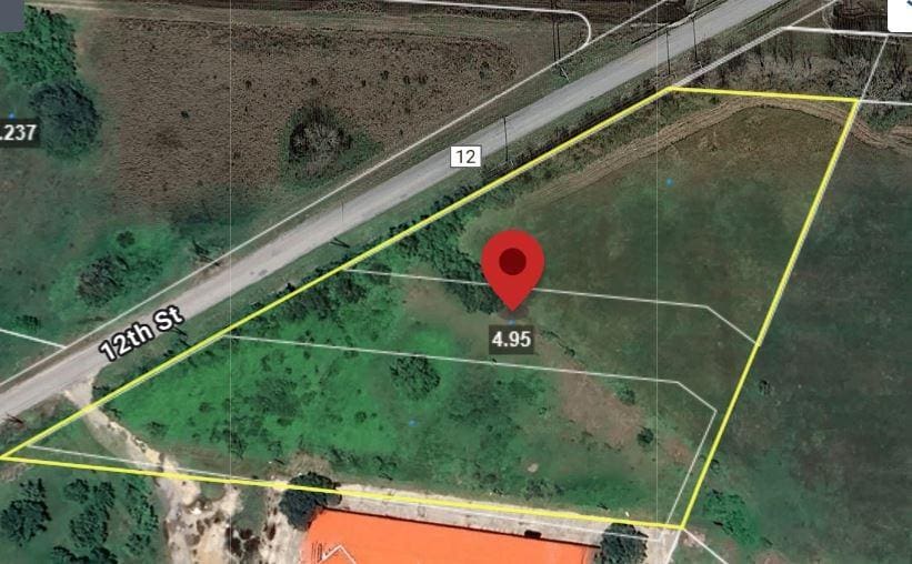 515 7th St, Bay City, TX 77414 - photo 2