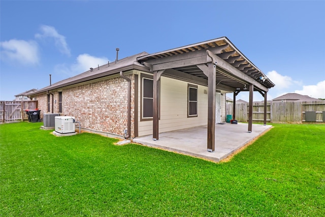8643 River Crest Dr, Baytown, TX 77521 - photo 16