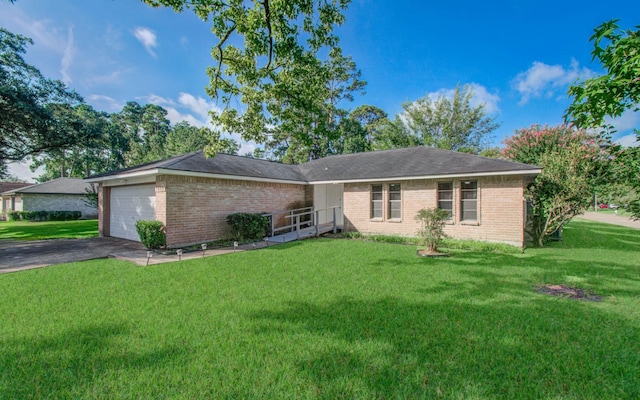 7902 White Swan Dr, Humble, TX 77396 - photo 3