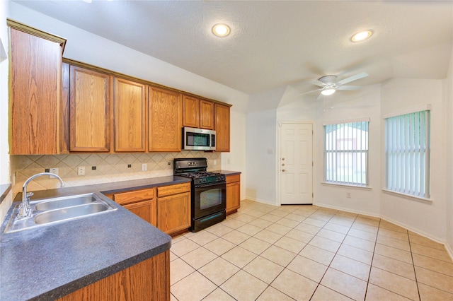 9126 Red Castle Ln, Humble, TX 77396 - photo 20