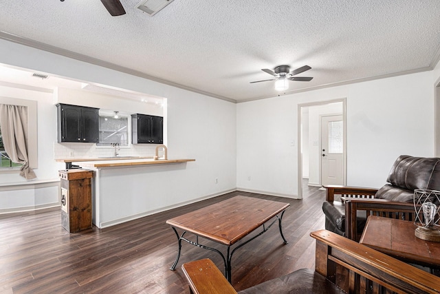1722 Sherwood Cir, Alvin, TX 77511 - photo 6