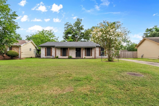 117 Cannon St, Clute, TX 77531 - photo 1