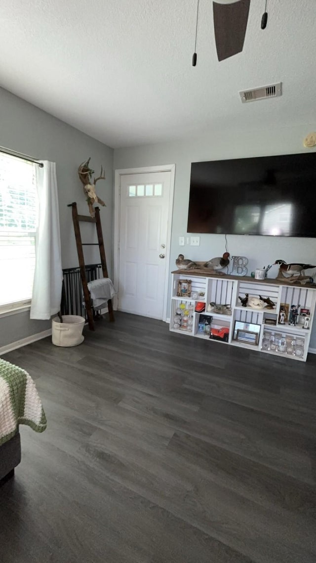 308 W Velasco St, Brazoria, TX 77422 - photo 7