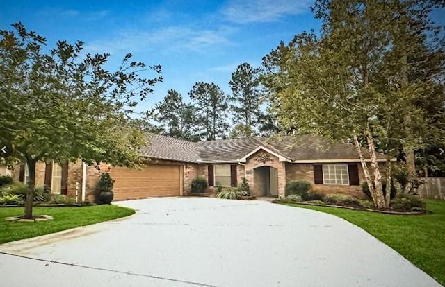 648 Spring Forest Dr, Conroe, TX 77302 - photo 1