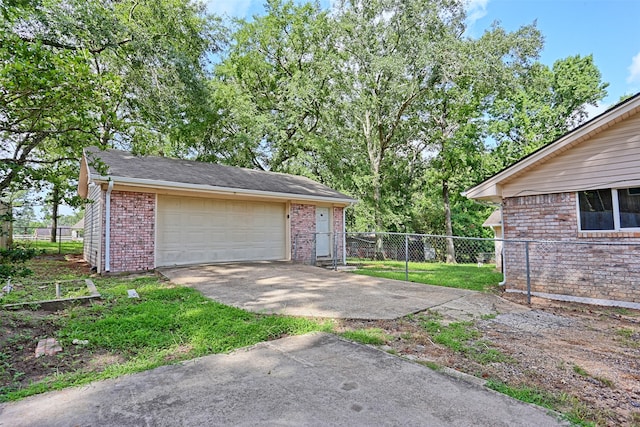 704 Natchez River Cir, Conroe, TX 77316 - photo 32