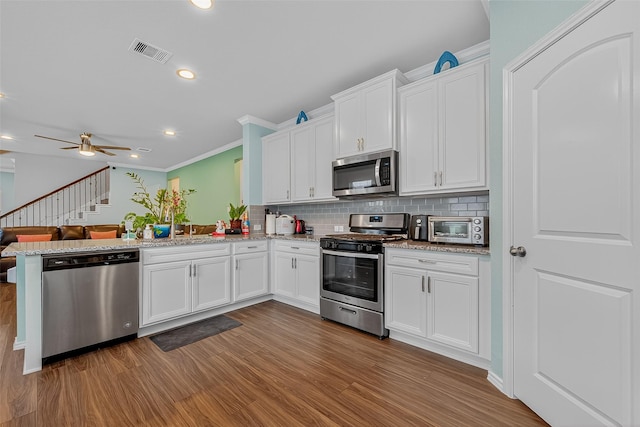 9253 Inland Leather Ln, Conroe, TX 77385 - photo 8