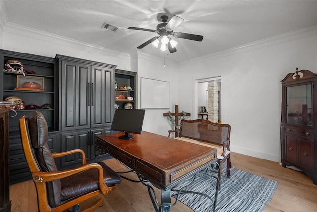 4503 Honeywood Ct, Houston, TX 77059 - photo 5