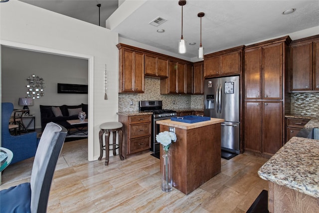 10902 Spruce Dr N, La Porte, TX 77571 - photo 9