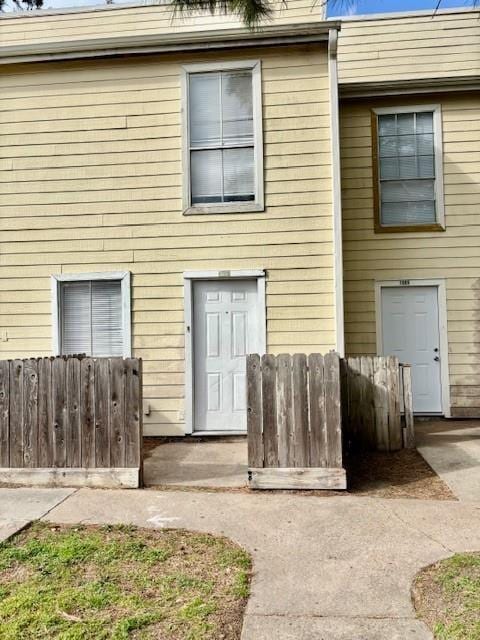 6200 W Tidwell Rd Unit 1304, Houston, TX 77092 - photo 1