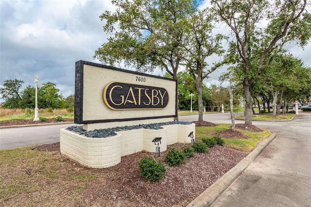 7600 Emmett F Lowry Expy Unit 505, Texas City, TX 77591 - photo 1