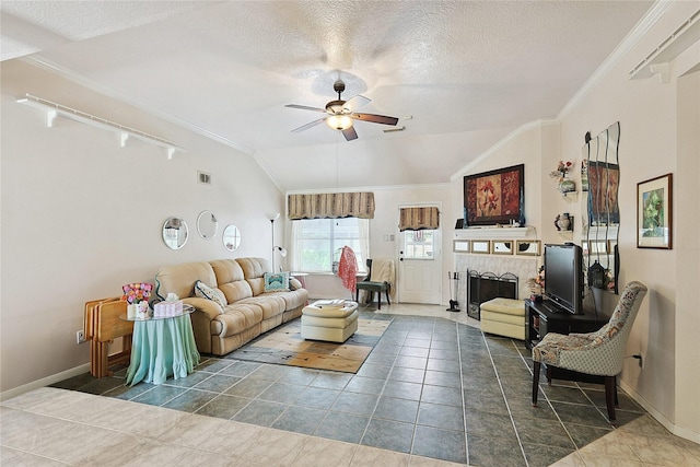 1818 Kemah Oaks Dr, Kemah, TX 77565 - photo 6