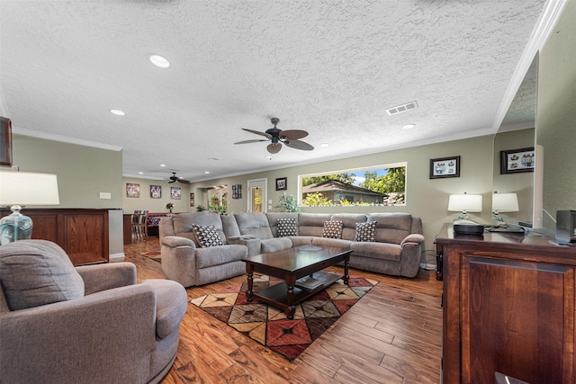 132 Cherry Tree Ln, Friendswood, TX 77546 - photo 12
