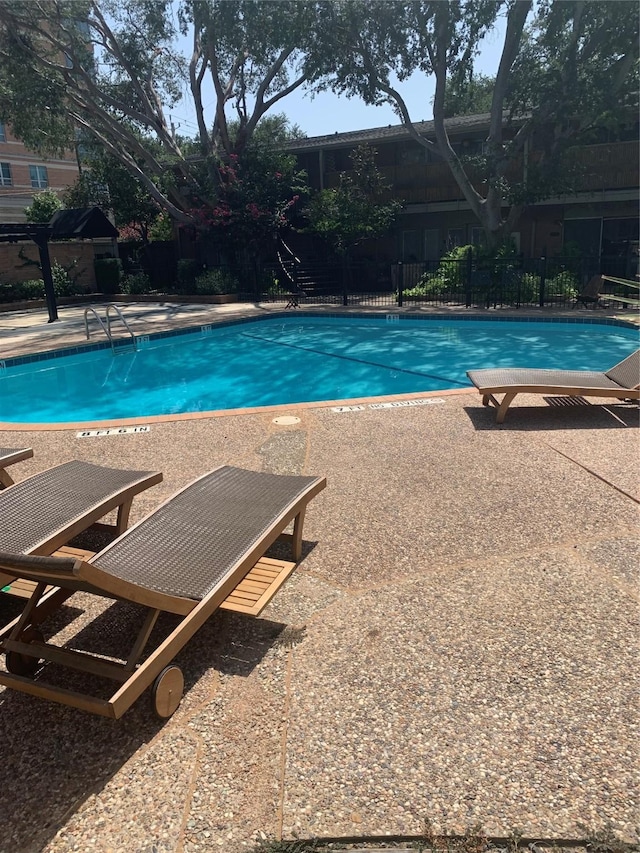 3928 W Alabama St Unit 12, Houston, TX 77027 - photo 1