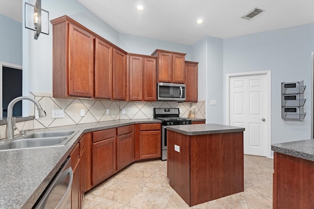 2135 Westover Park Cir, Spring, TX 77386 - photo 8