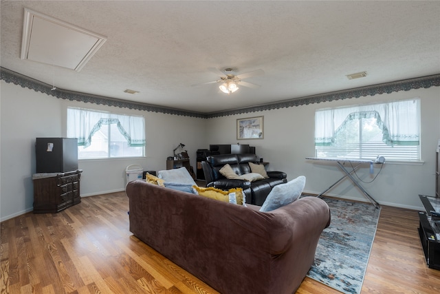 303 Welford Ln, Highlands, TX 77562 - photo 26