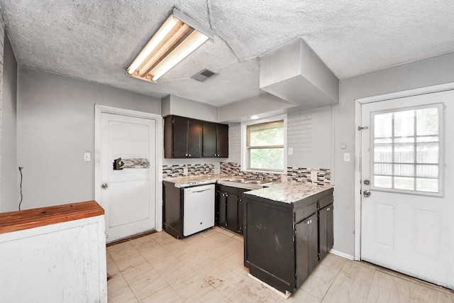 608 Lloyd Ln, Baytown, TX 77521 - photo 8