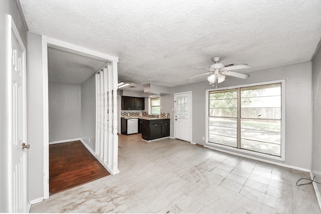 608 Lloyd Ln, Baytown, TX 77521 - photo 9