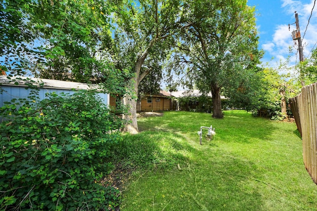 608 Lloyd Ln, Baytown, TX 77521 - photo 22