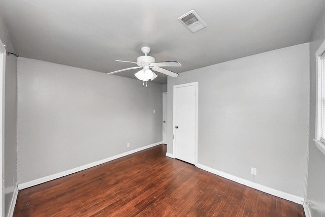 608 Lloyd Ln, Baytown, TX 77521 - photo 16