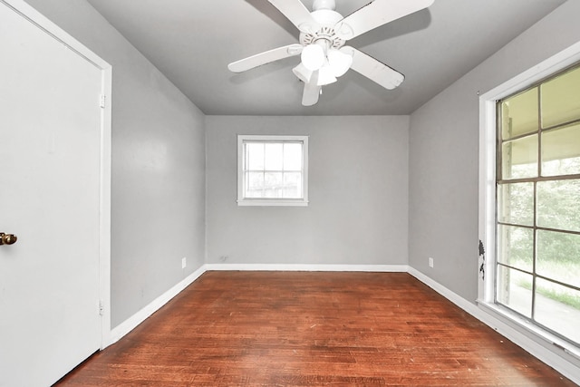 608 Lloyd Ln, Baytown, TX 77521 - photo 17