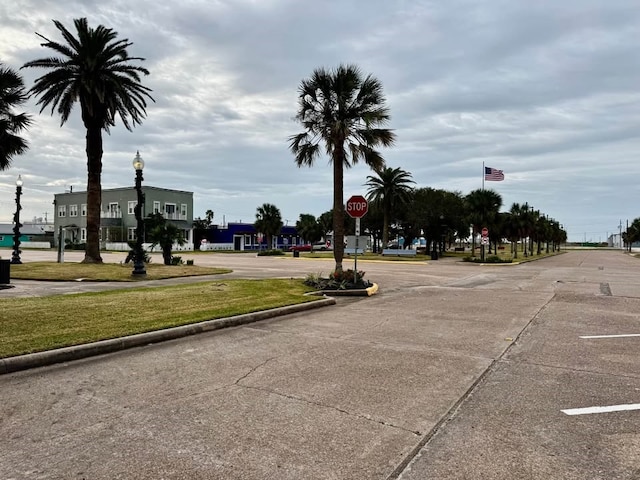 131 W Broad St, Freeport, TX 77541 - photo 6