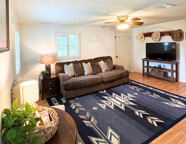 409 Moffett Springs Rd, Huntsville, TX 77320 - photo 15