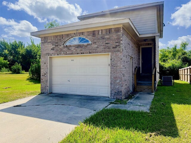 1411 Lake View Cir W, Brookshire, TX 77423 - photo 1