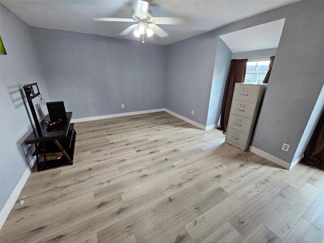 10112 Beekman Place Dr, Houston, TX 77043 - photo 17