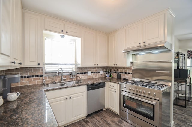 2719 Mustang Rd, Alvin, TX 77511 - photo 9