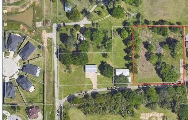 1533 S Cherry St, Tomball, TX 77375 - photo 1