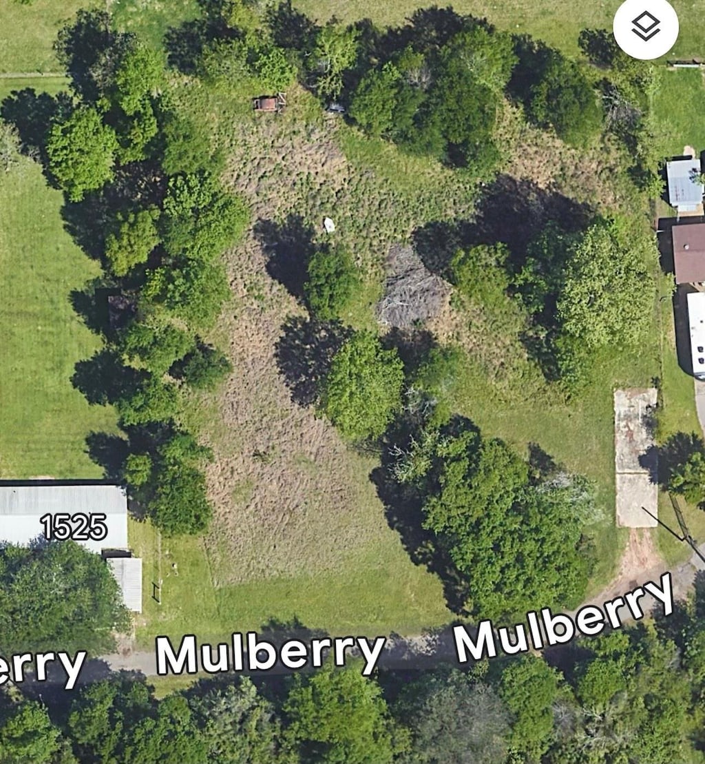 1533 S Cherry St, Tomball, TX 77375 - photo 2