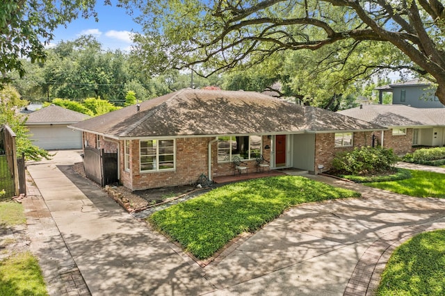 3615 Newcastle Dr, Houston, TX 77027 - photo 2