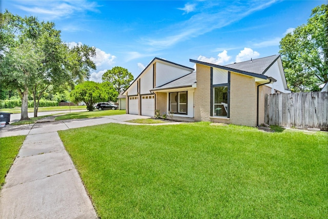 9407 Kingspass St, Houston, TX 77075 - photo 2