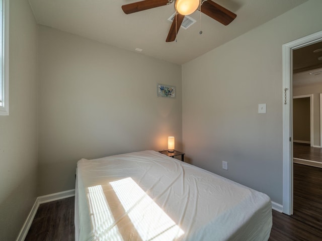 5742 Schevers St, Houston, TX 77033 - photo 31