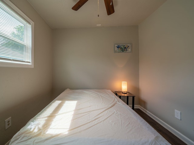 5742 Schevers St, Houston, TX 77033 - photo 30
